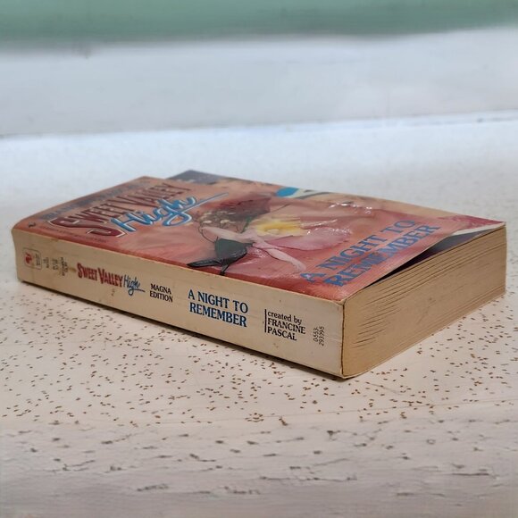 Sweet Valley High Magna Edition-A Night to Remember - Picture 2 of 4